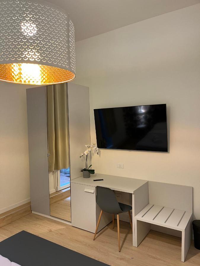 La Suite Deluxe Rooms & Apartments Болоня Екстериор снимка